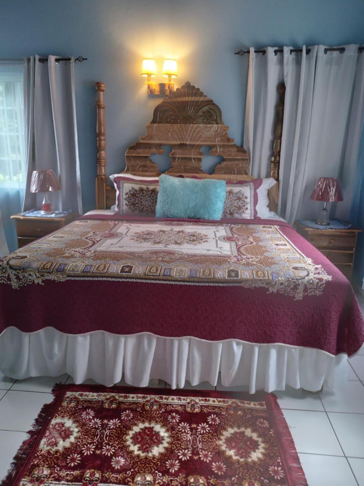 Pink Hibiscus Bed And Breakfast Бухта Монтего Экстерьер фото